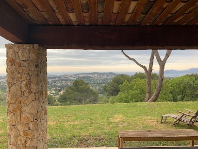 Le Pipeau S.A., Chambre d'Hôtes à Mougins