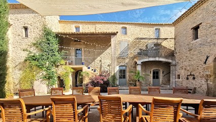 Mas de l'Oratoire Maison d'hôtes 15 à 23 pers, mariage, séminaire, chambres d'hôtes, Maison d'Hôtes à Saint-Laurent-des-Arbres