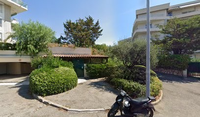 Appartement Baccarat, Location de Vacances à Saint-Laurent-du-Var