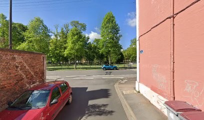 Studio Your Home proche centre ville Saint Quentin, Location de Vacances à Saint-Quentin