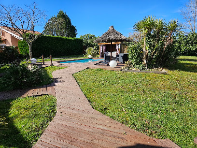 Petit Bali, Location De Vacances à Saint-Pandelon