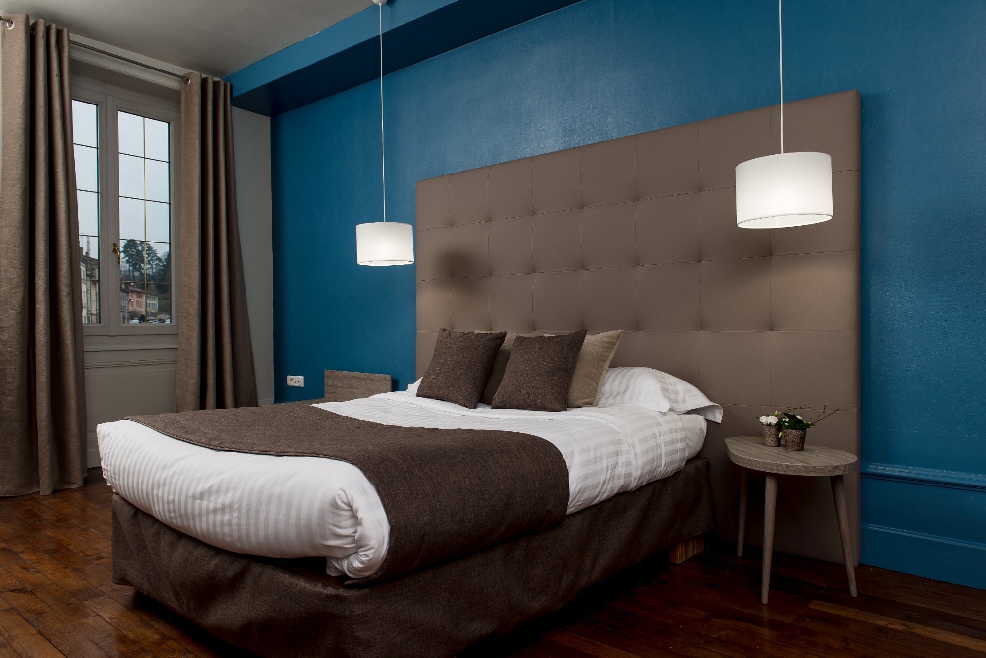 Gite Lagnieu - Le jardin d'Alice, Chambre d'Hôtes à Lagnieu