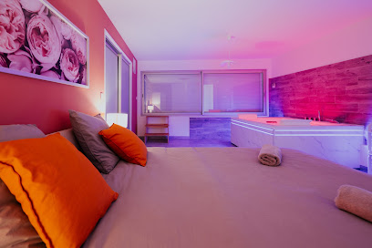 Appartspa59 : Appartement Avec Spa Privatif (Nord Pas De Calais, Valenciennes), Location De Vacances à Valenciennes