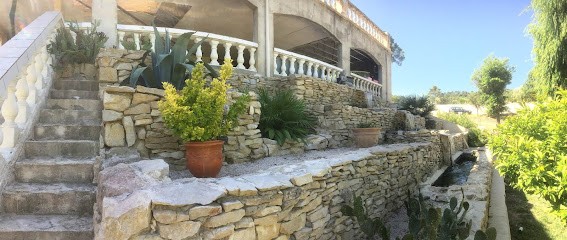 Les Lauriers de Joëlle, Chambre d'Hôtes à Peyrolles-en-Provence