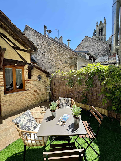 Chouette Cottage, Chambre D'hôtes à Moret-Loing-et-Orvanne