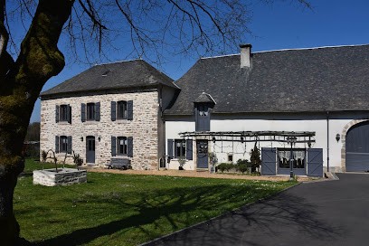 Au Relais de Laborde, Chambre d'Hôtes à Saint-Germain-les-Vergnes