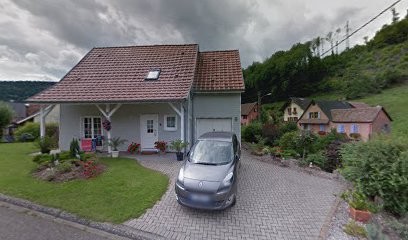 Gite Les Roses, Chambre d'Hôtes à Maisonsgoutte