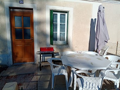 Gîte 26 rue de Chéronne, Location de Vacances à Tuffé Val de la Chéronne