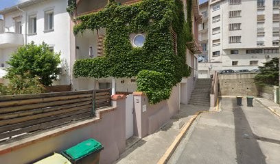 La Maison Déco Bois et Jardin, Location de Vacances à Perpignan