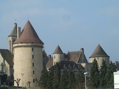 Au Jardin Du Prince Chambres D'hôtes, Chambre d'Hôtes à Bourganeuf