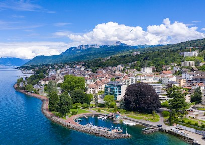 Les Eaux Vives - Location Meublée à Evian, Location de Vacances à Évian-les-Bains