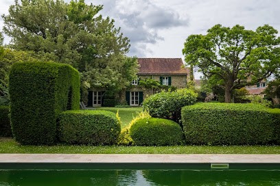Pierres D'Histoire - Le Domaine De La Marcotte, Location de Vacances à Saint-Martin-en-Bière