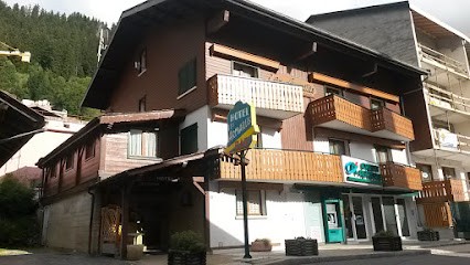 Hôtel Les Armaillis, Chambre d'Hôtes à Châtel
