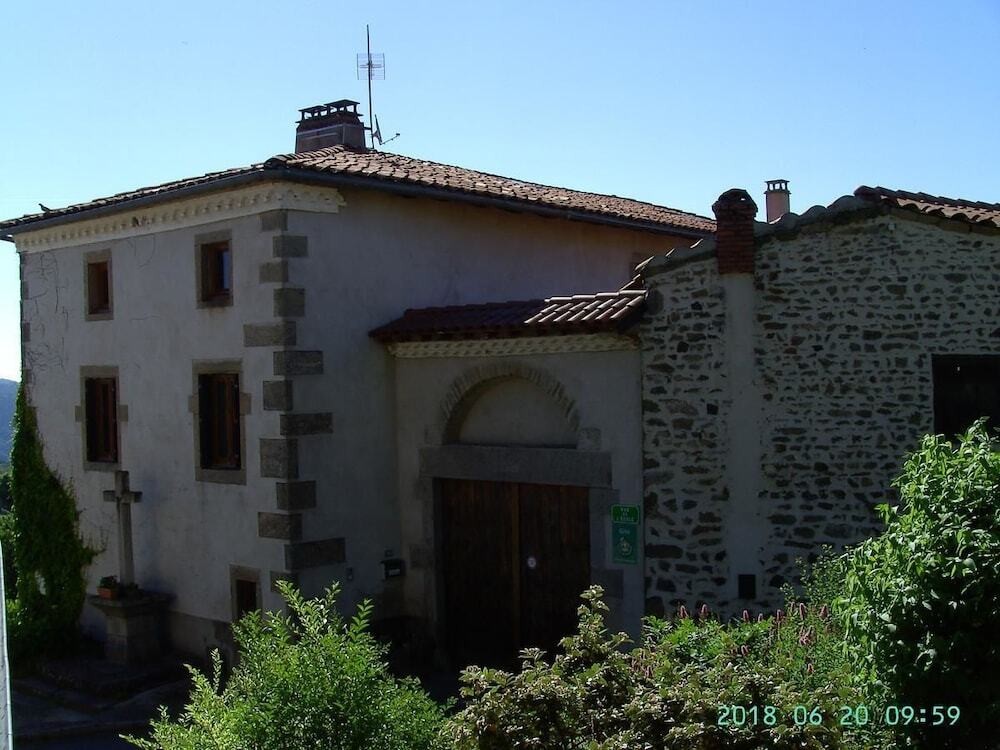 Le cellier de la fontaine, Location de Vacances à Saint-Georges-en-Couzan
