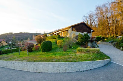 Le Mas dauphinois de Claude, Chambre d'Hôtes au Grand-Lemps