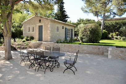 Le Hameau de la Place, Location de Vacances à Eygalières