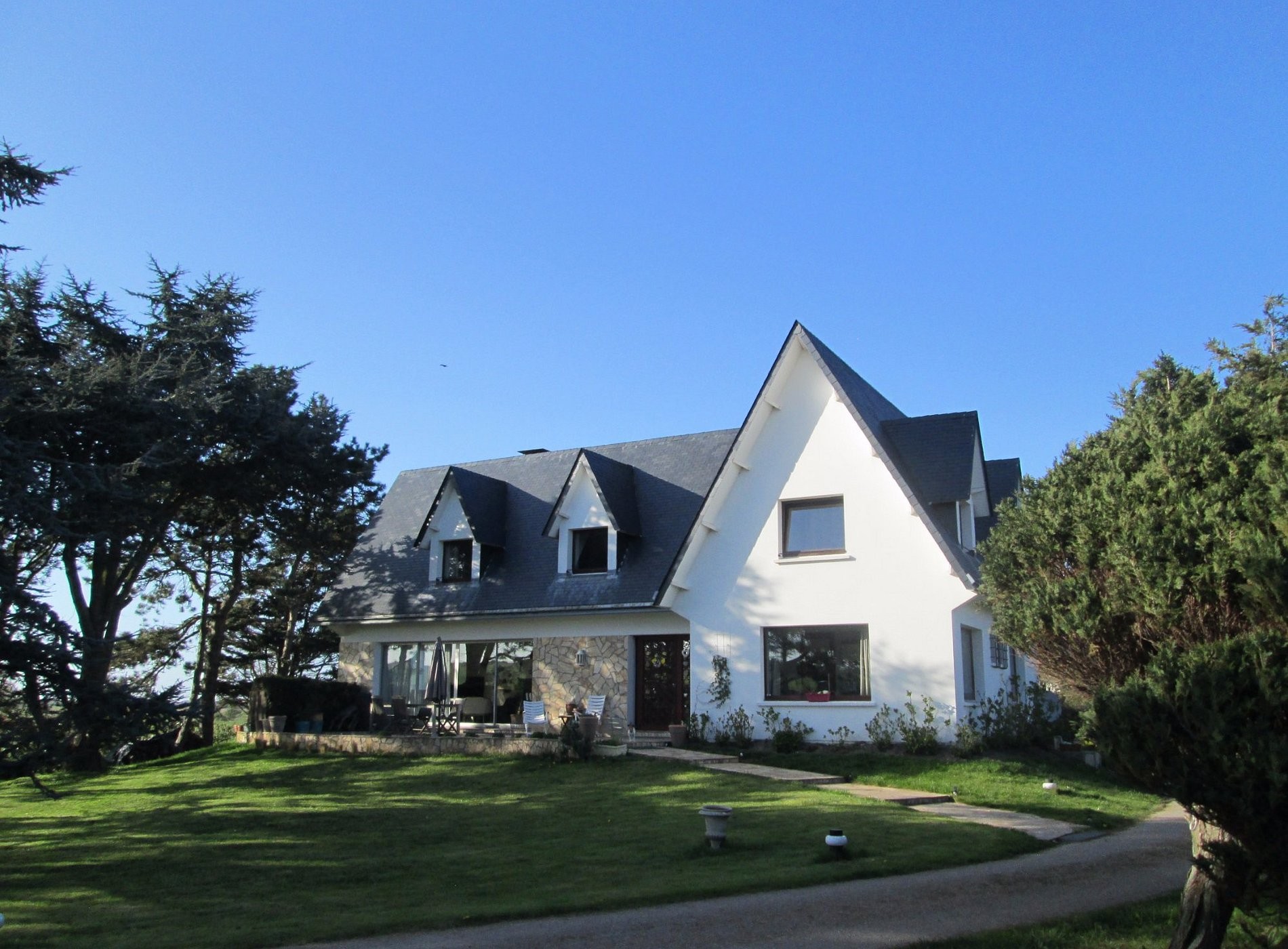 Cotedopalelespins, Chambre d'Hôtes à Coquelles