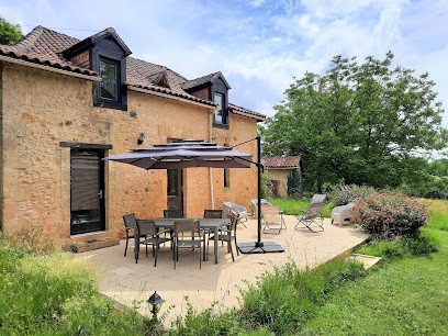 Les Gîtes du Mongeat. Maison de vacances dans le Périgord., Location de Vacances à Breuilh