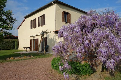 La Tanière Aux Loups, Location de Vacances à Notre-Dame-de-Boisset