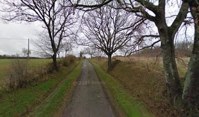 L'OUSTALET le chalet au milieu des bois, Chambre d'Hôtes à Gratens