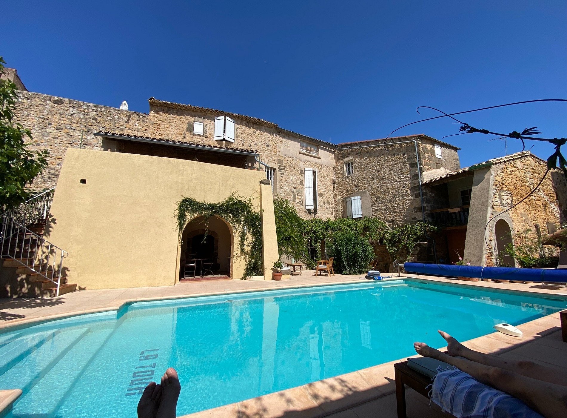 La Tour D'Aspiran, Chambre d'Hôtes à Aspiran