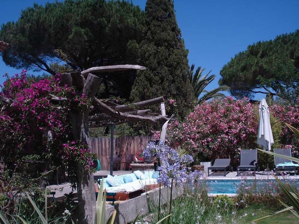 Chambre D'hôte Saint Tropez La Vagabonde, Maison d'Hôtes à Saint-Tropez