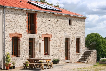 Chambres d'hôtes et Poneys Highland LE POLYLORIEN, Chambre d'Hôtes à La Romagne