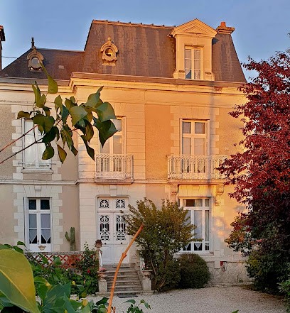 LA MAISON LEONARD, Chambre d'Hôtes à Bléré