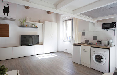 Gregbnb - Studio Design / Filet Suspendu !, Location De Vacances à Toulon