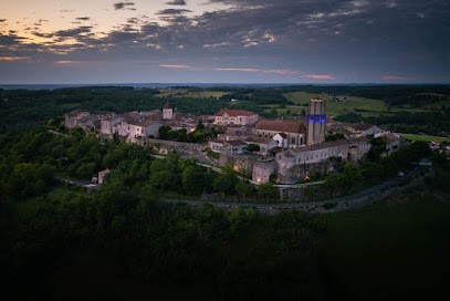 Maisons de caractère - gites-Vallée du Lot - Piscine !, Location de Vacances à Tournon-d'Agenais