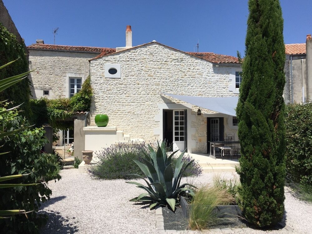 La Maison Du Baloir, Chambre d'Hôtes à Thairé