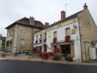 Le Gîte du Fort Rocher, Location de Vacances à Montmort-Lucy