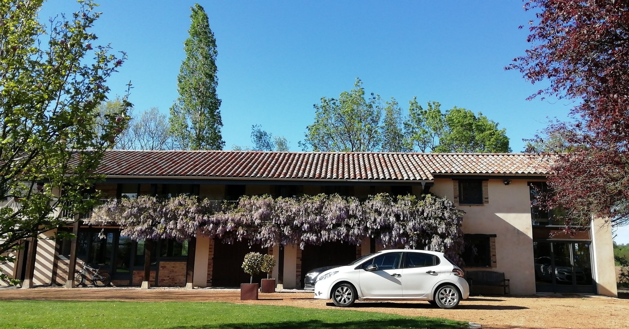 Les Barelles, Chambre d'Hôtes à Saint-Jean-de-Thurigneux