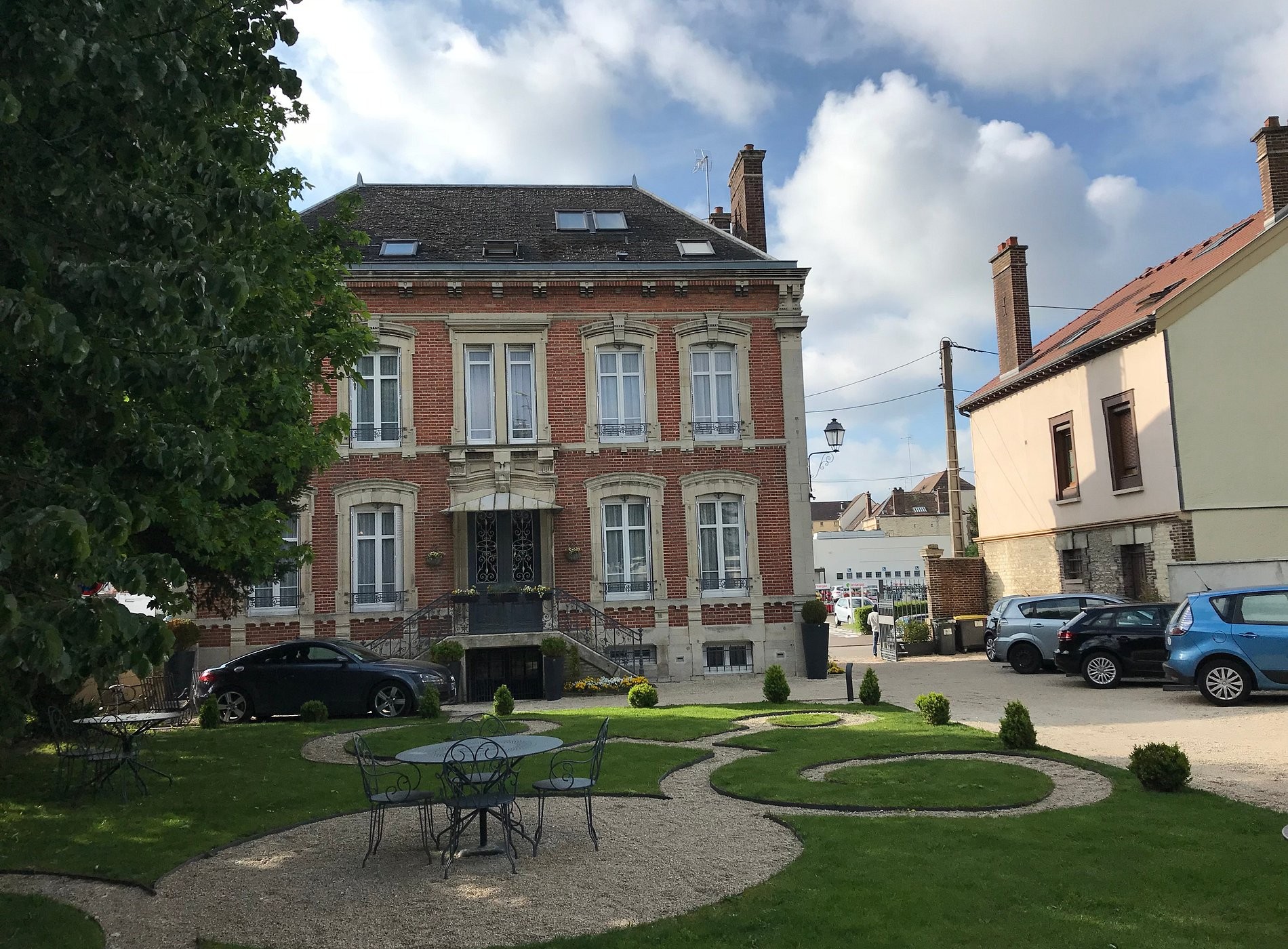La Demeure De Charme, Chambre d'Hôtes à Troyes