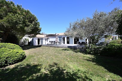 Villa Mer- Les Grenettes -île De Ré- Bord De Mer, Piscine 350 M2 6 Suites, Location de Vacances à Sainte-Marie-de-Ré