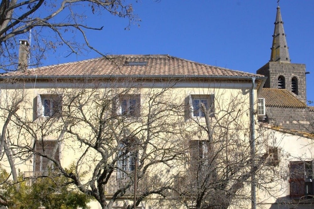 Mas de Bellegou Bed and Breakfast, Chambre d'Hôtes à Portiragnes