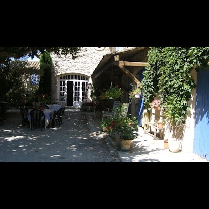 Mas Mistral, Chambre d'Hôtes à Eyragues