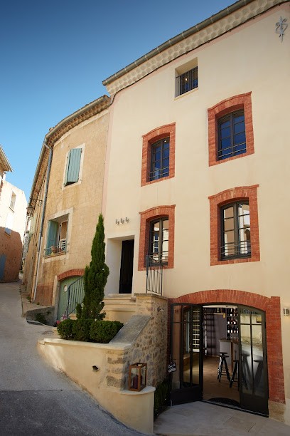 Les Chambres de l'Oustalet, Chambre d'Hôtes à Gigondas