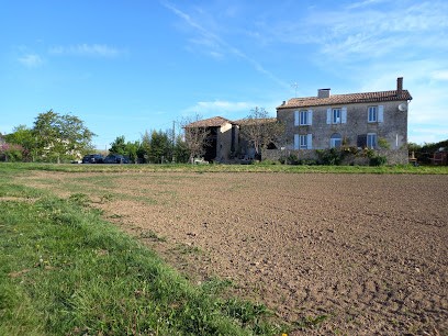 Domaine du chat qui pète, Chambre d'Hôtes à Floudès