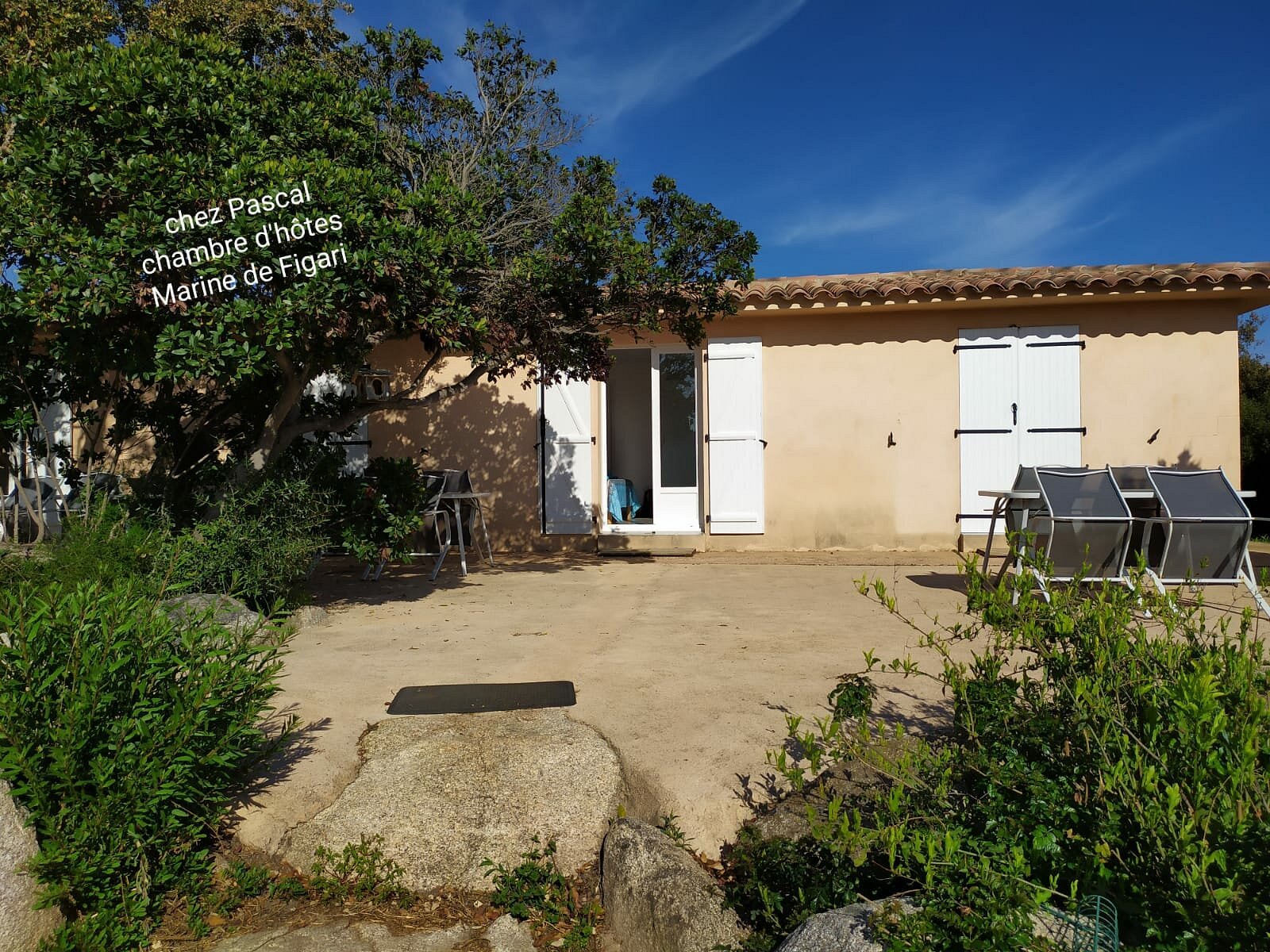 Chambres D'hôtes Chez Jeanne, Maison D'hôtes à Figari