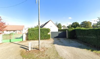 Les Petites Brosses, Chambre d'Hôtes à Montbizot