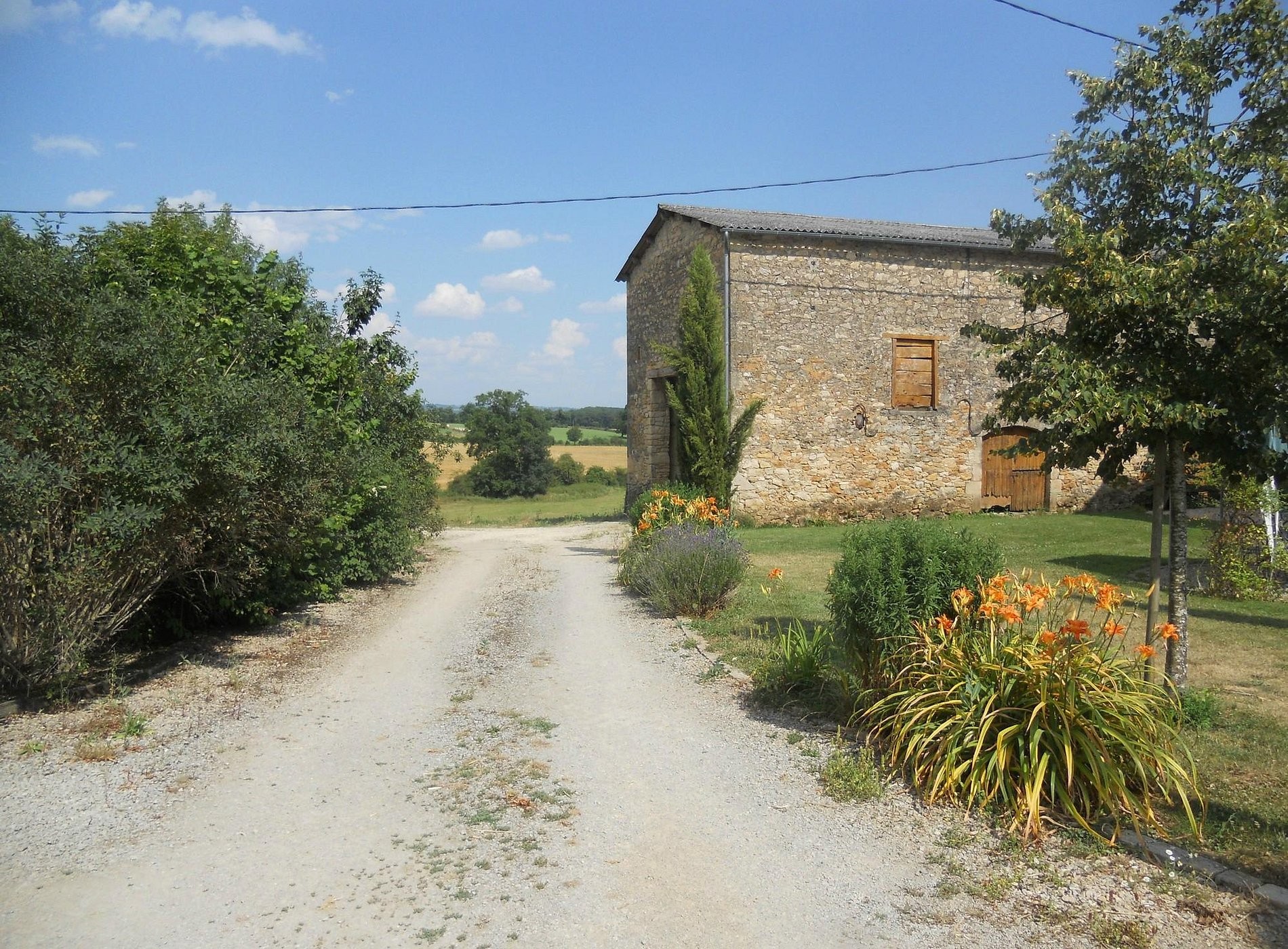 Le Chèvre-Feuille, Chambre d'Hôtes à Anglars-Saint-Félix