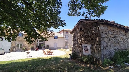 CHAMBRE D'HOTES,La Maison Du Lac,Flavignac, Chambre d'Hôtes à Flavignac
