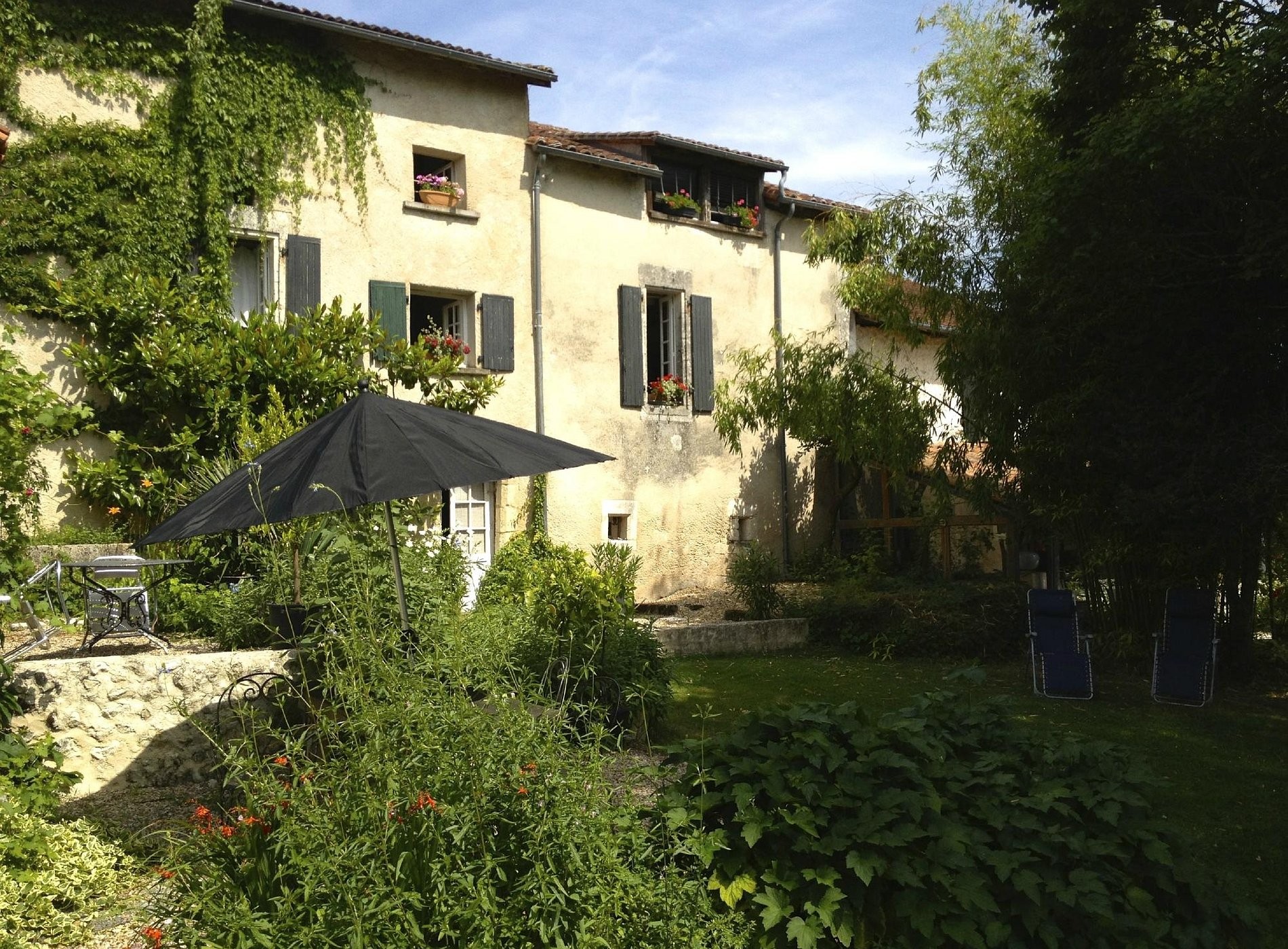 Pauliac Chambres D'hotes, Chambre d'Hôtes à Celles