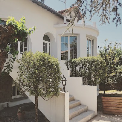 La Demeure Des Sens, Chambre d'Hôtes à Quissac