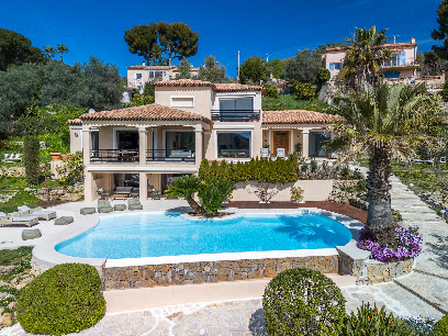 Villa Picasso – Le Nid D'aigle De Picasso, Vue Panoramique, Luxe & Fun, Location De Vacances à Vallauris