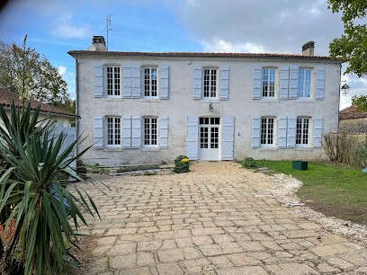 Le Pré Aux Moines, Location de Vacances à Fontcouverte