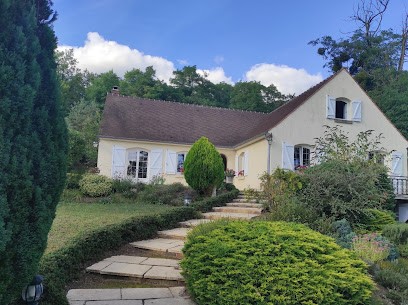 Aux Charmes de la Vallée, Chambre d'Hôtes à Béthisy-Saint-Pierre