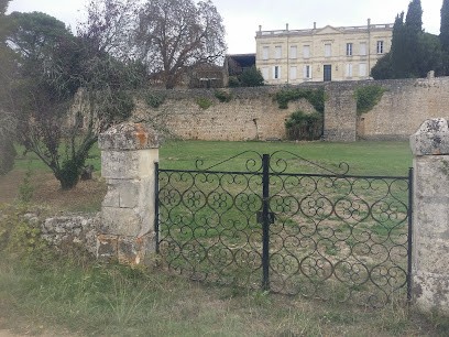 Oustal du Clos des Remparts, Chambre d'Hôtes à Rions