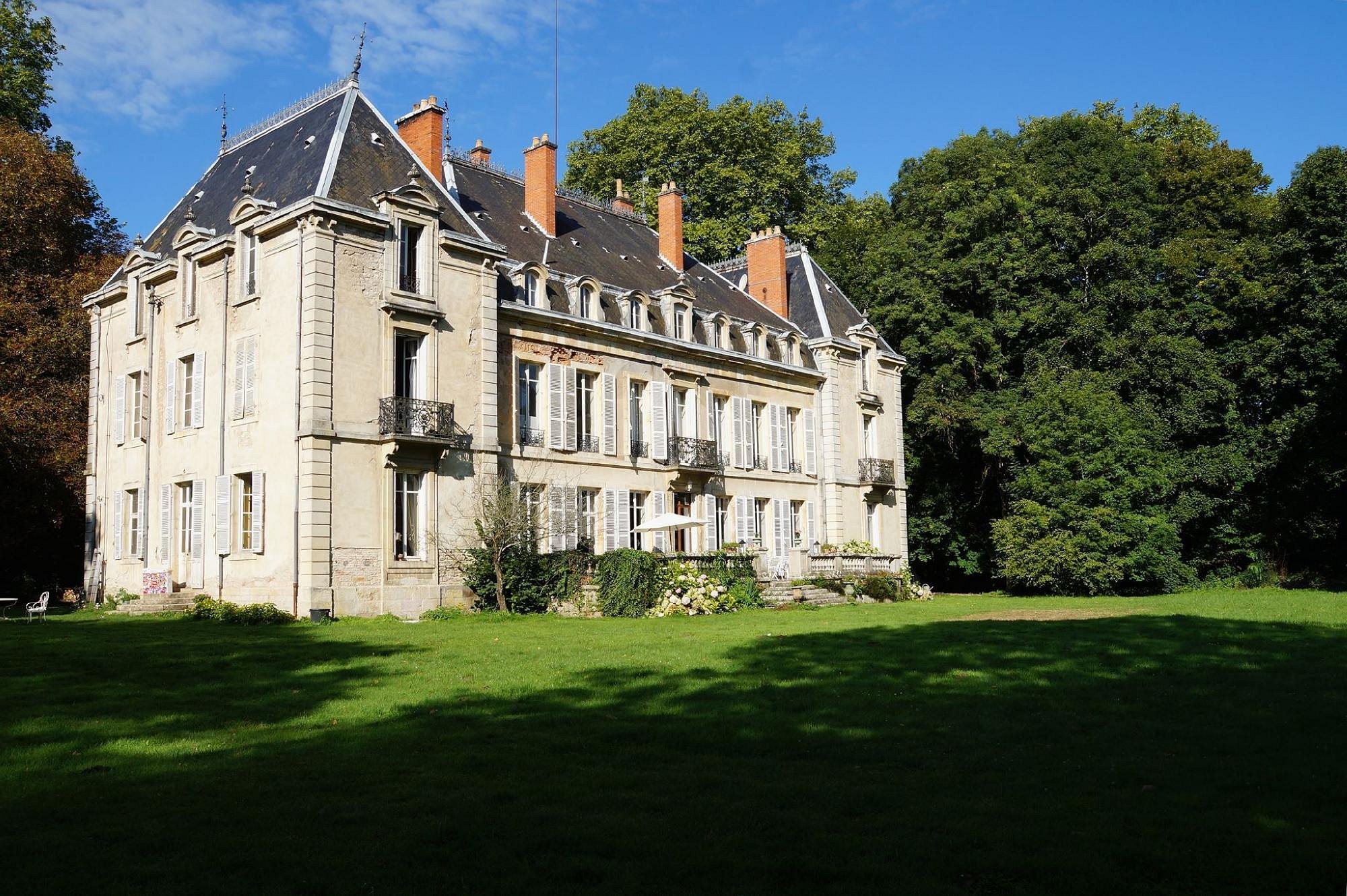 Château De Bessey-Les-Citeaux, Chambre d'Hôtes à Bessey-lès-Cîteaux